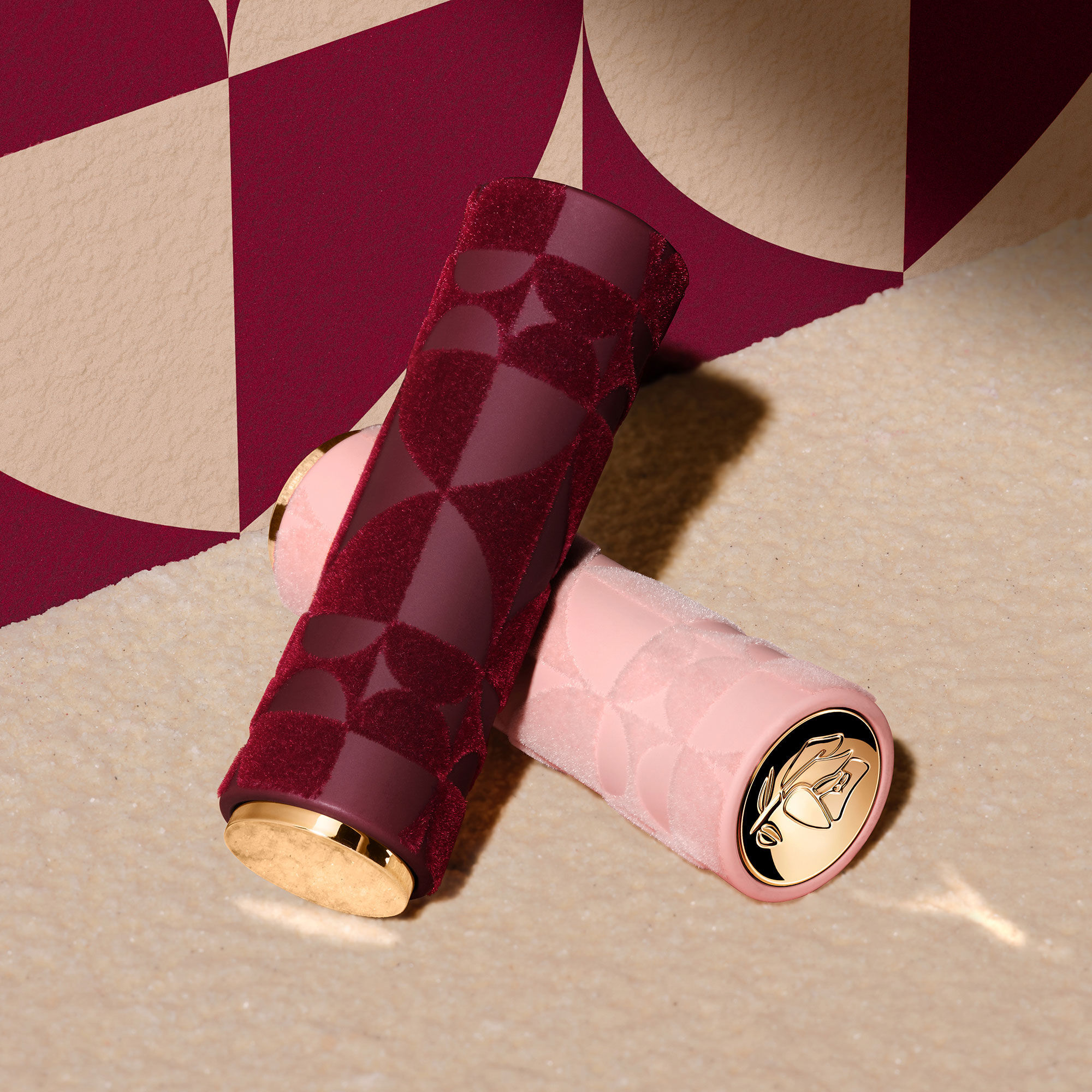 L'ABSOLU ROUGE INTIMATTE